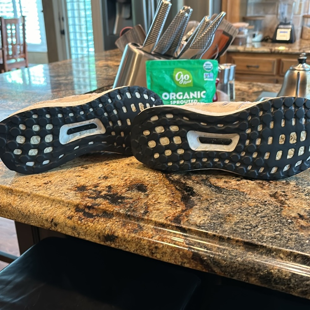 Women’s adidas ultra-boost sneakers - Picture 3 of 5